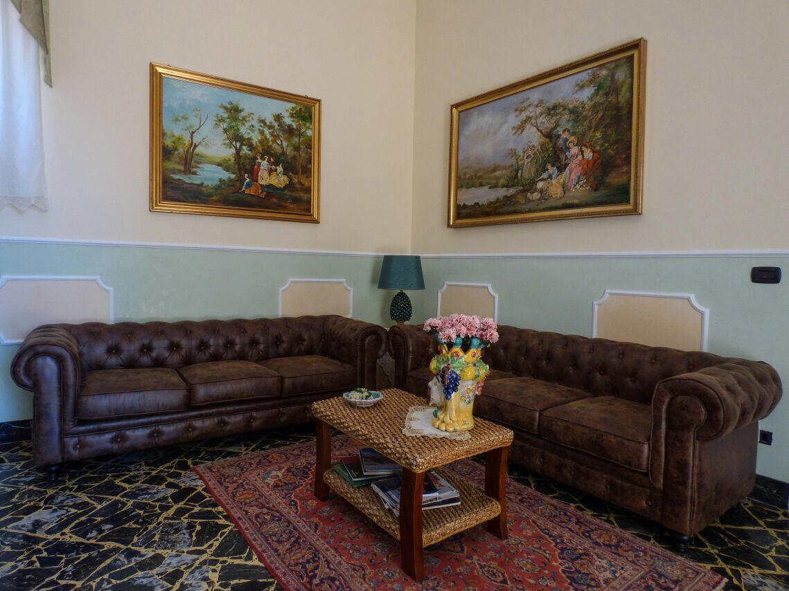Palazzo Giovanni Bed And Breakfast Acireale Exterior foto