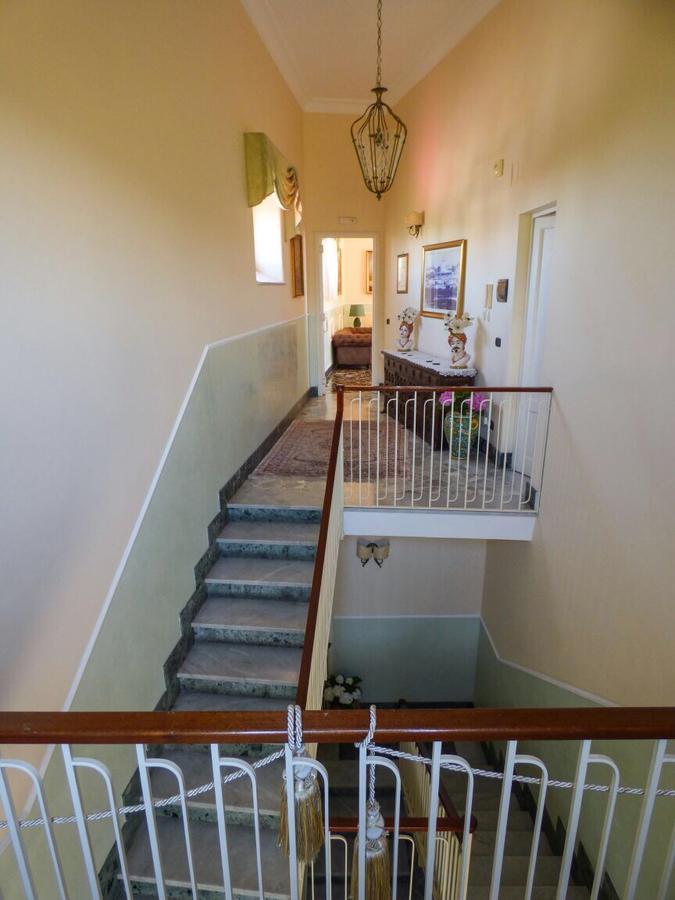 Palazzo Giovanni Bed And Breakfast Acireale Exterior foto