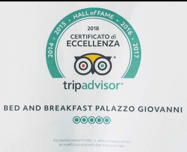 Palazzo Giovanni Bed And Breakfast Acireale Exterior foto