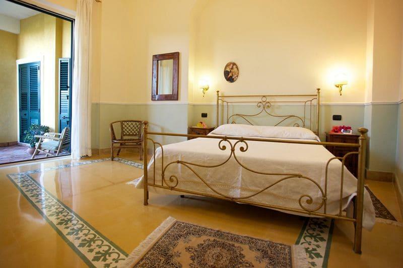 Palazzo Giovanni Bed And Breakfast Acireale Exterior foto