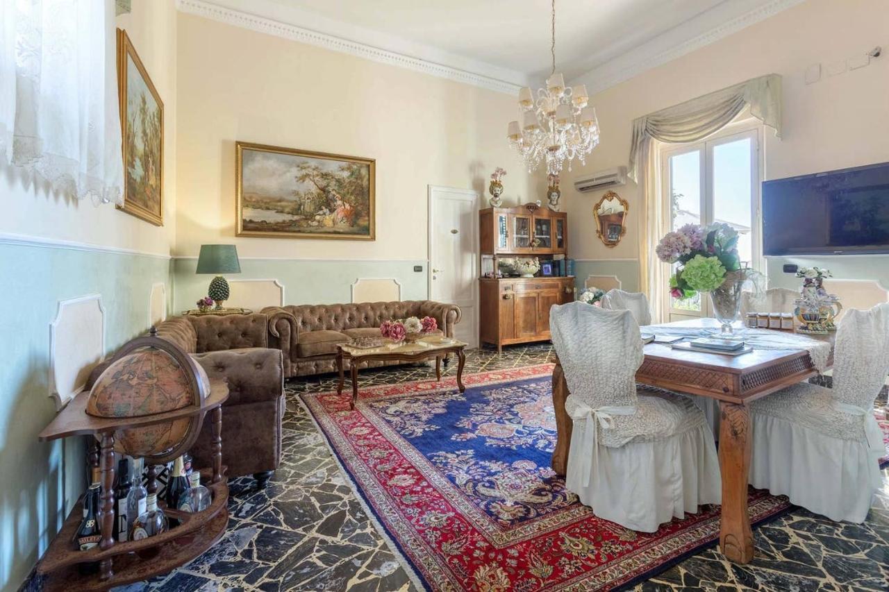 Palazzo Giovanni Bed And Breakfast Acireale Exterior foto